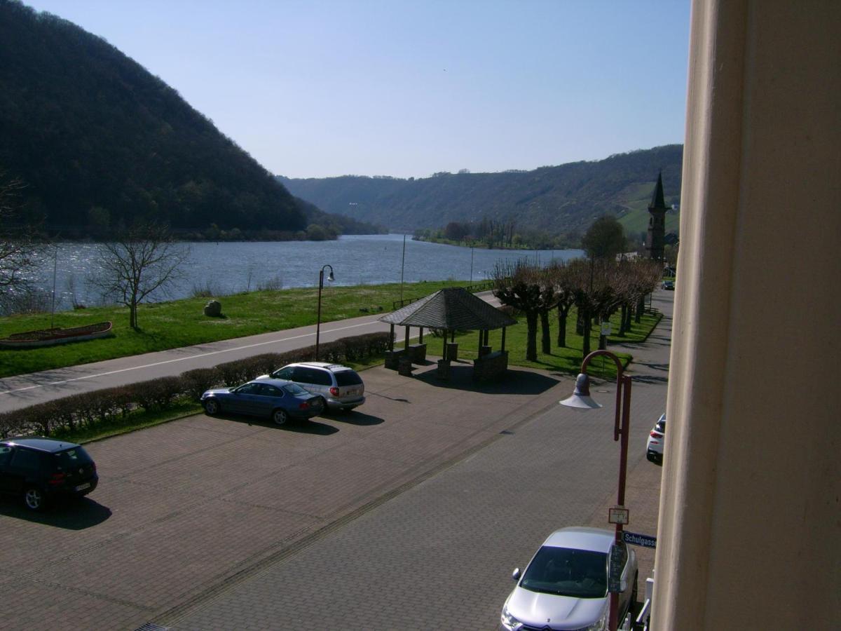 Gasthaus Zur Traube Hatzenport المظهر الخارجي الصورة